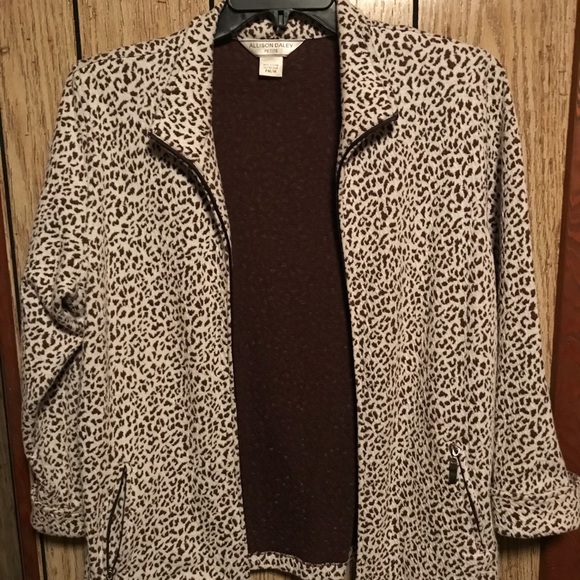 Cute animal print zip front jacket - Picture 2 of 2